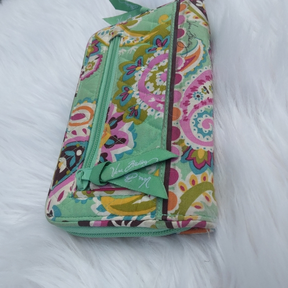 Vera Bradley Green Patterned Wallet & Glasses Case - Picture 8 of 11
